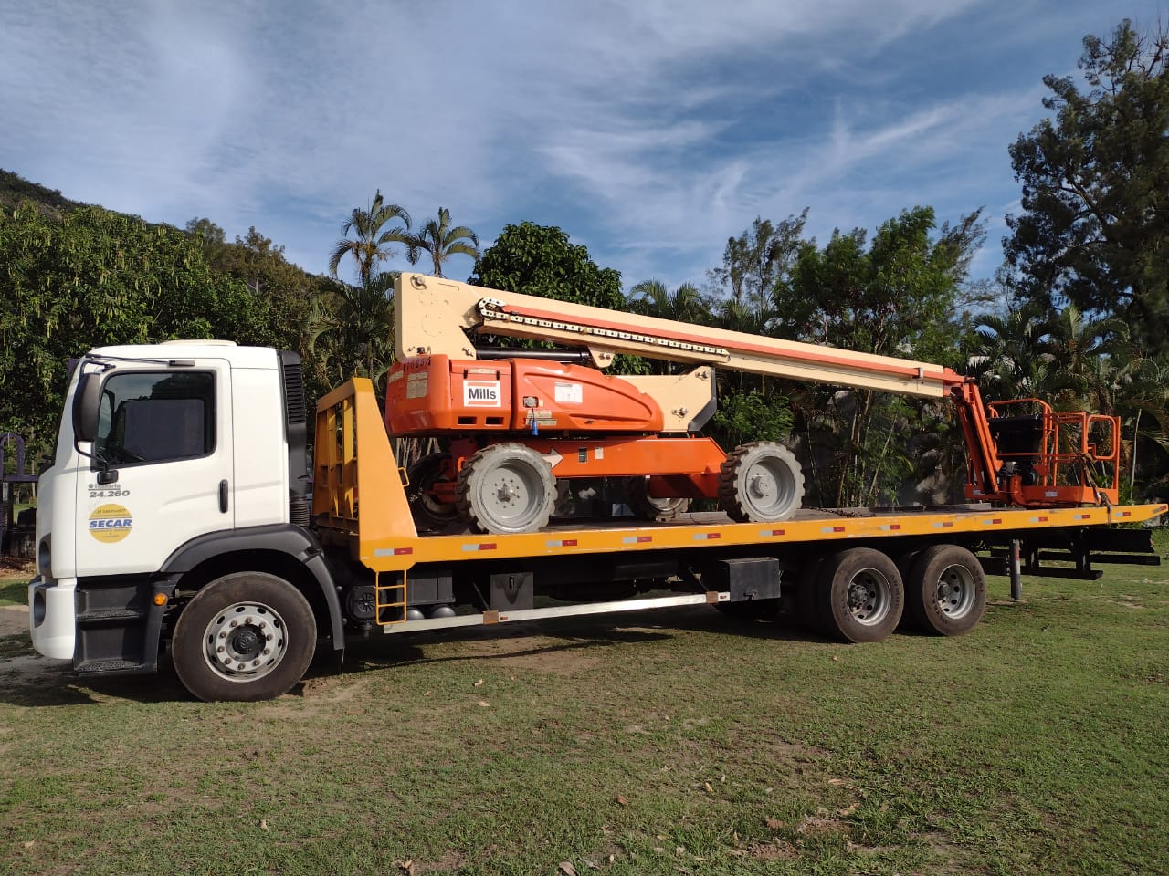 WhatsApp Image 2021-10-26 at 17.11.34 (1).jpeg